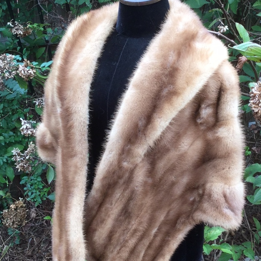 Vintage - Genuine Mink Capette - Picture 4 of 8